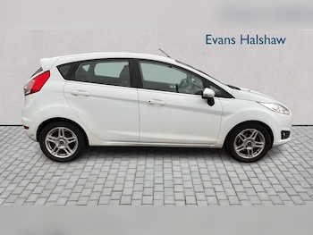 Used Ford Fiesta 2014 for sale - 76501823: Photo