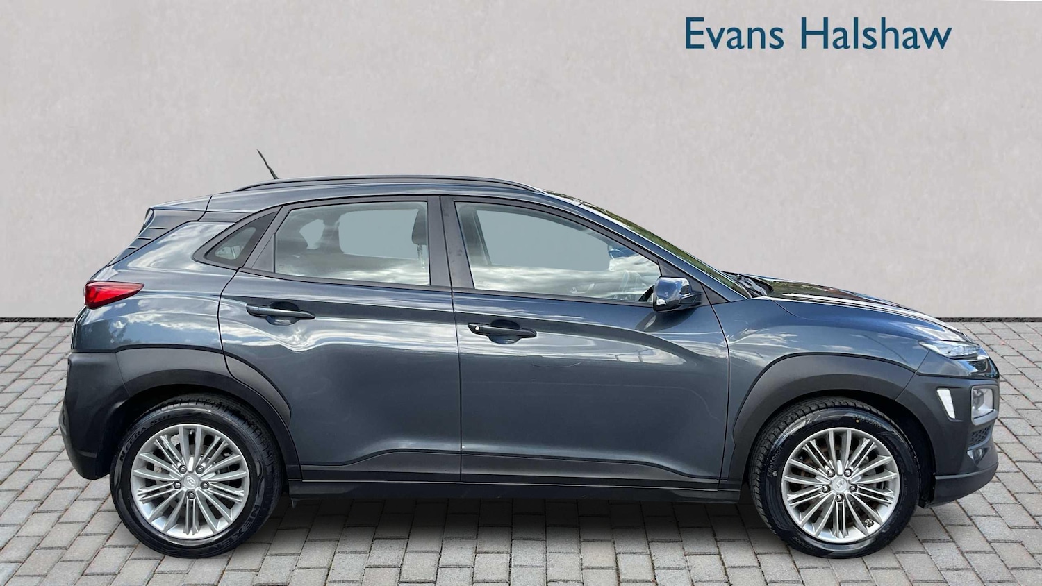 Used Hyundai KONA 2018 for sale - 76442415: Photo 5