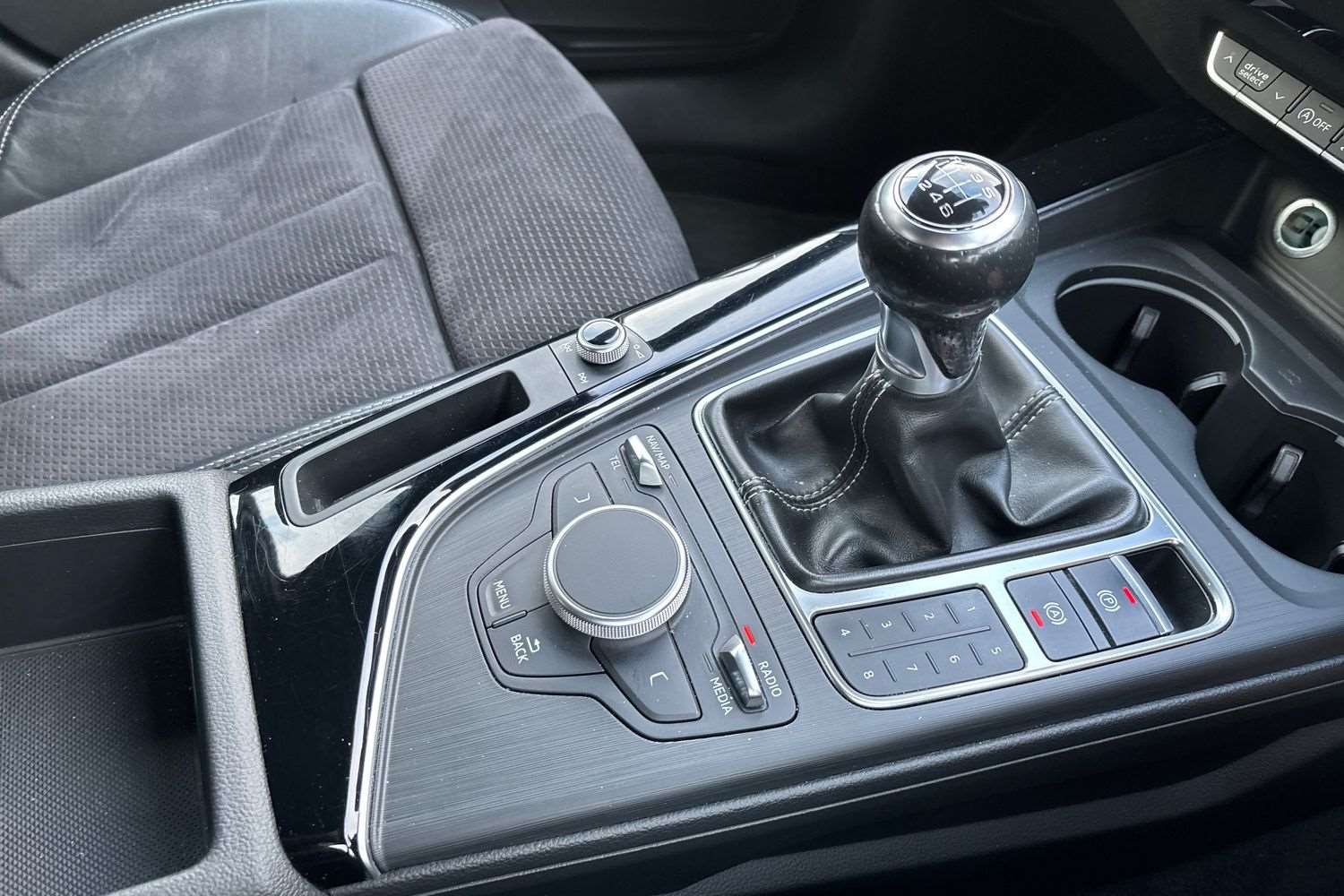 Used Audi A4 2018 for sale - 77565749: Photo 15