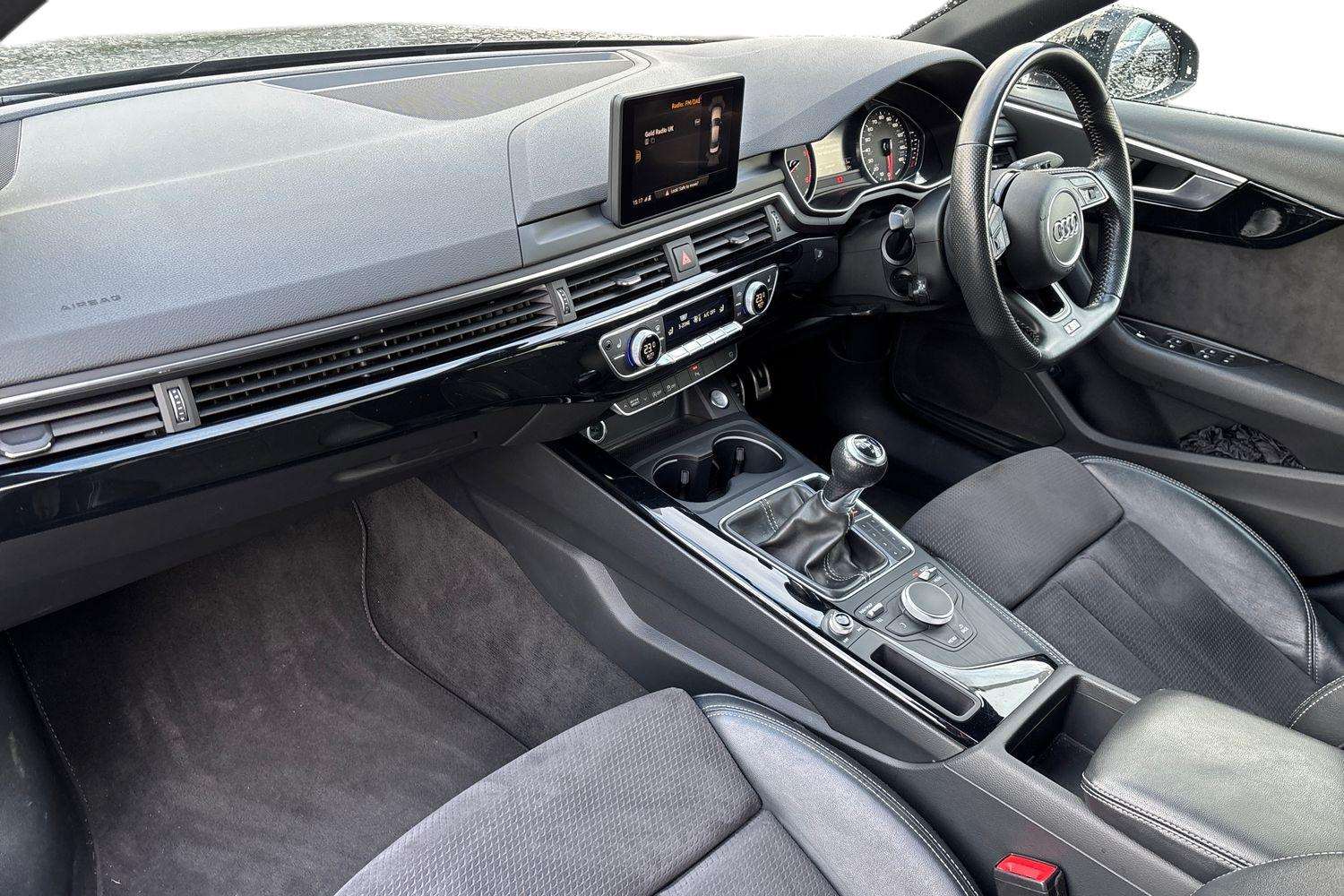 Used Audi A4 2018 for sale - 77565749: Photo 2