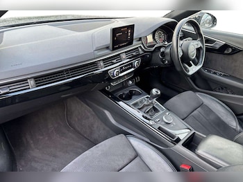 Used Audi A4 2018 for sale - 77565749: Photo