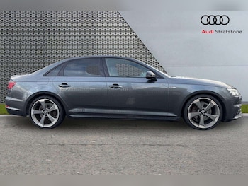 Used Audi A4 2018 for sale - 77565749: Photo