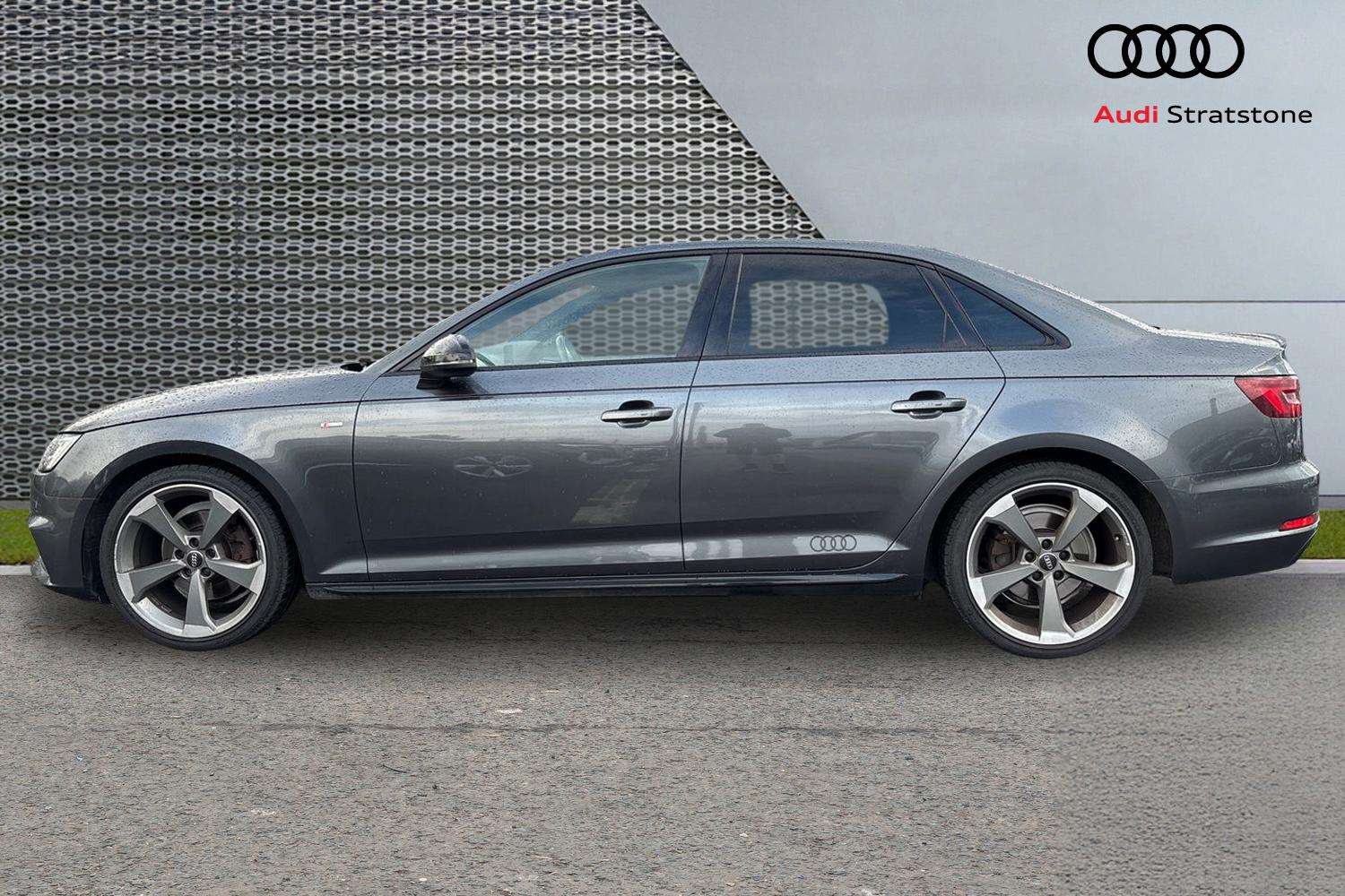Used Audi A4 2018 for sale - 77565749: Photo 8