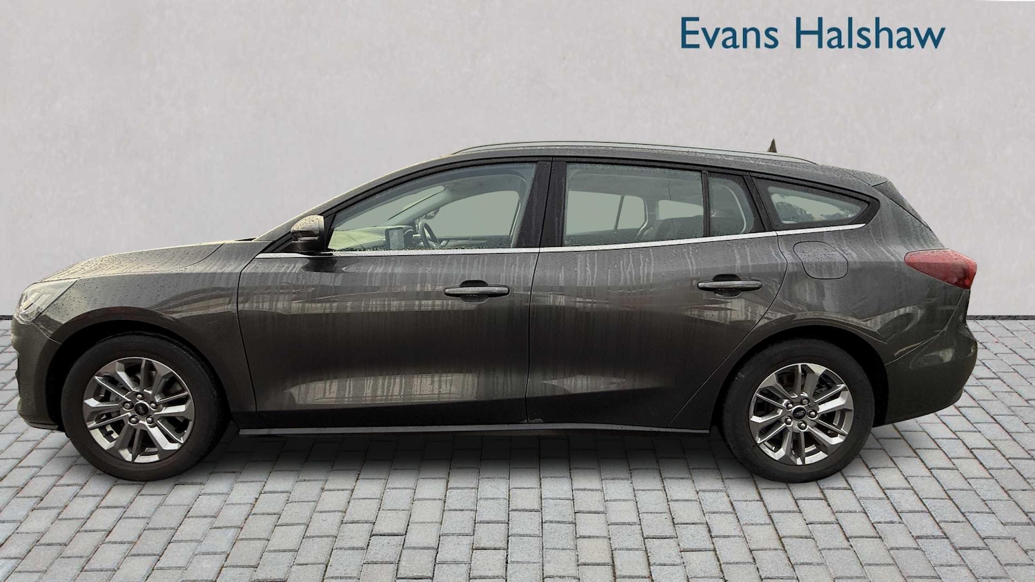 Used Ford Focus 2023 for sale - 76842995: Photo 3