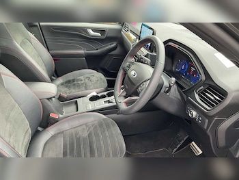 Used Ford Kuga 2023 for sale - 76156186: Photo 3