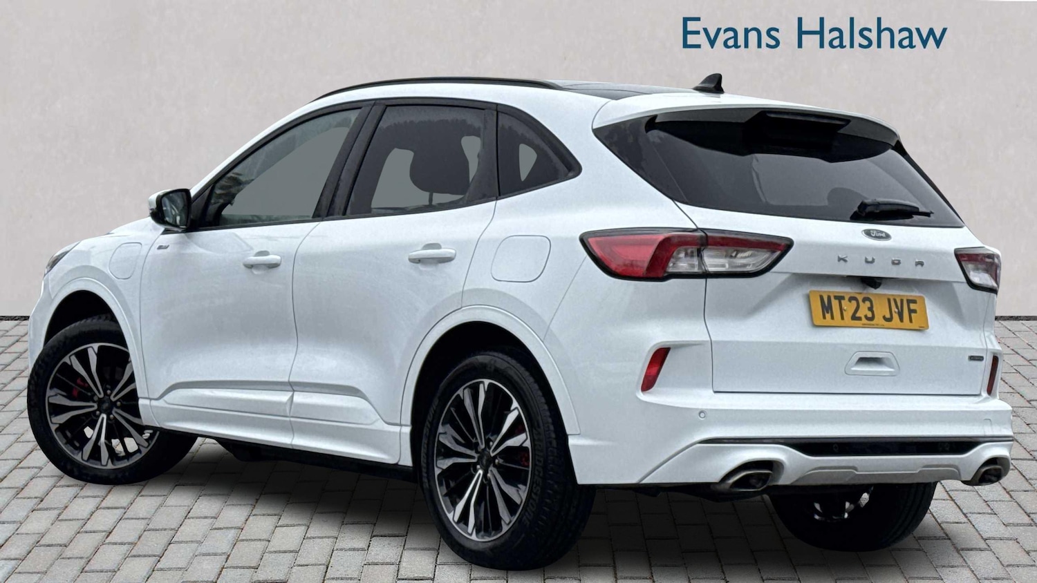 Used Ford Kuga 2023 for sale - 76421124: Photo 2