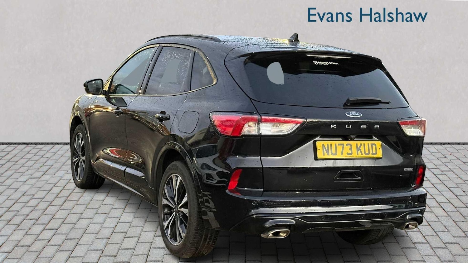 Used Ford Kuga 2023 for sale - 76916052: Photo 2