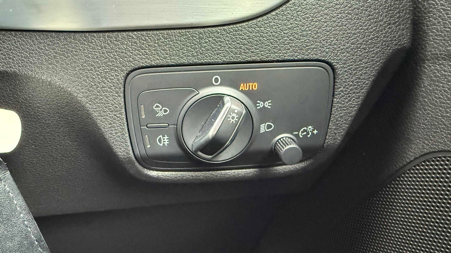 Used Audi Q2 for sale - 78052353: Photo 11