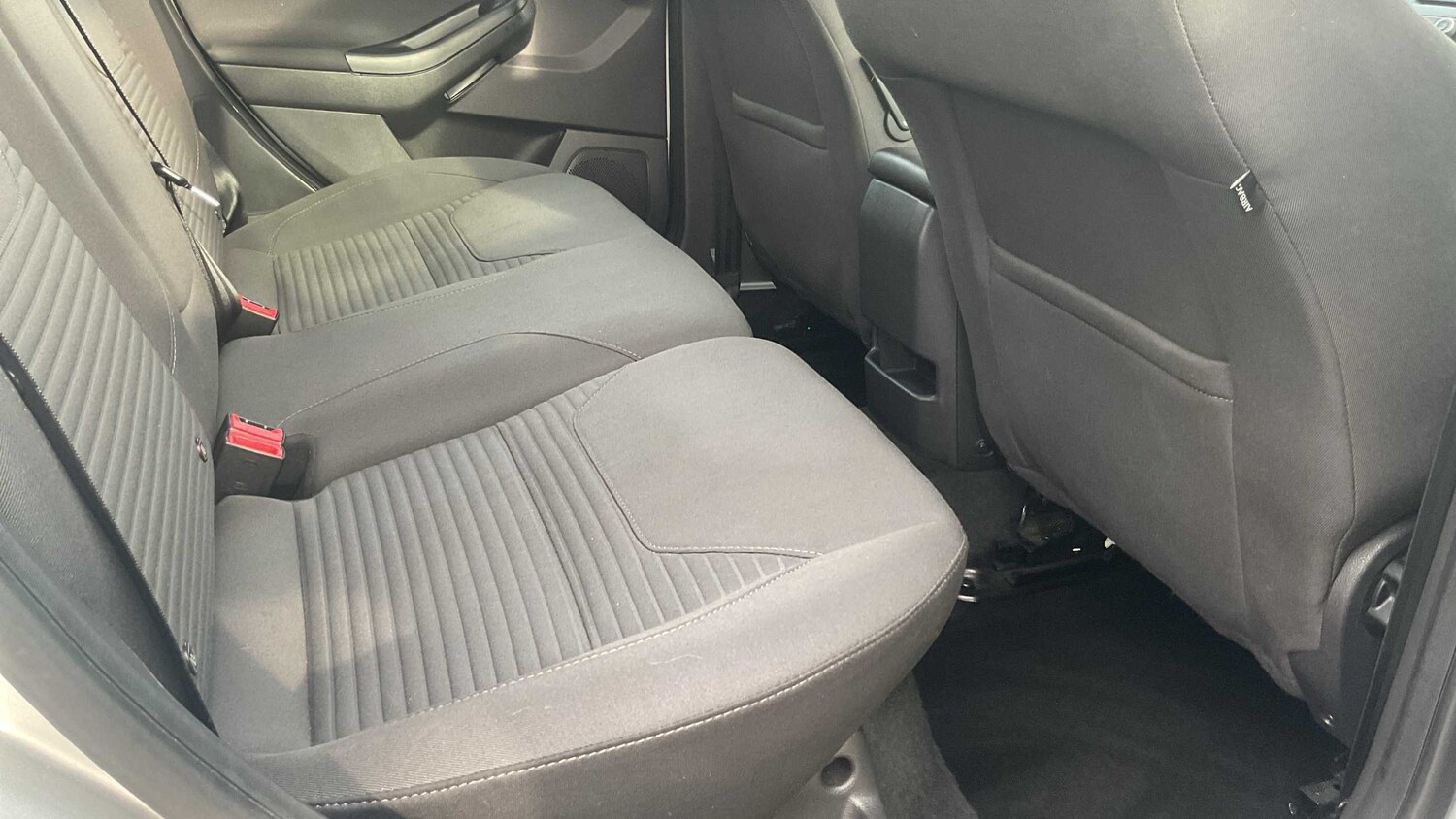 Used Ford Focus 2017 for sale - 76045255: Photo 11