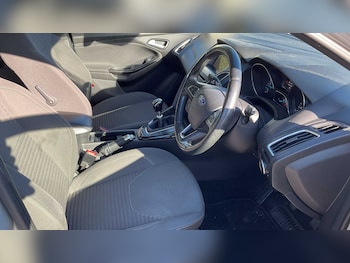 Used Ford Focus 2017 for sale - 76045255: Photo