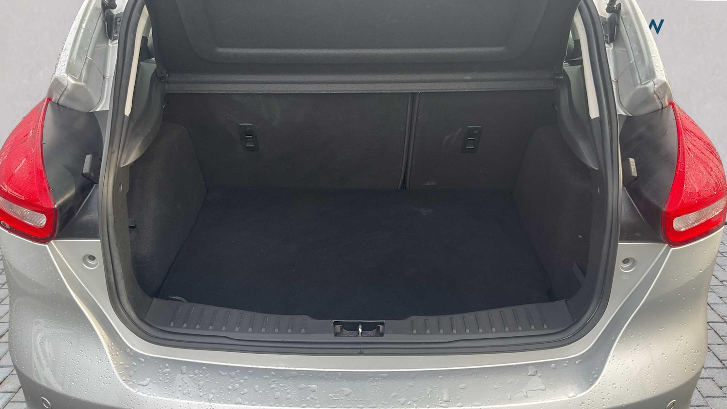 Used Ford Focus 2017 for sale - 76045255: Photo 8