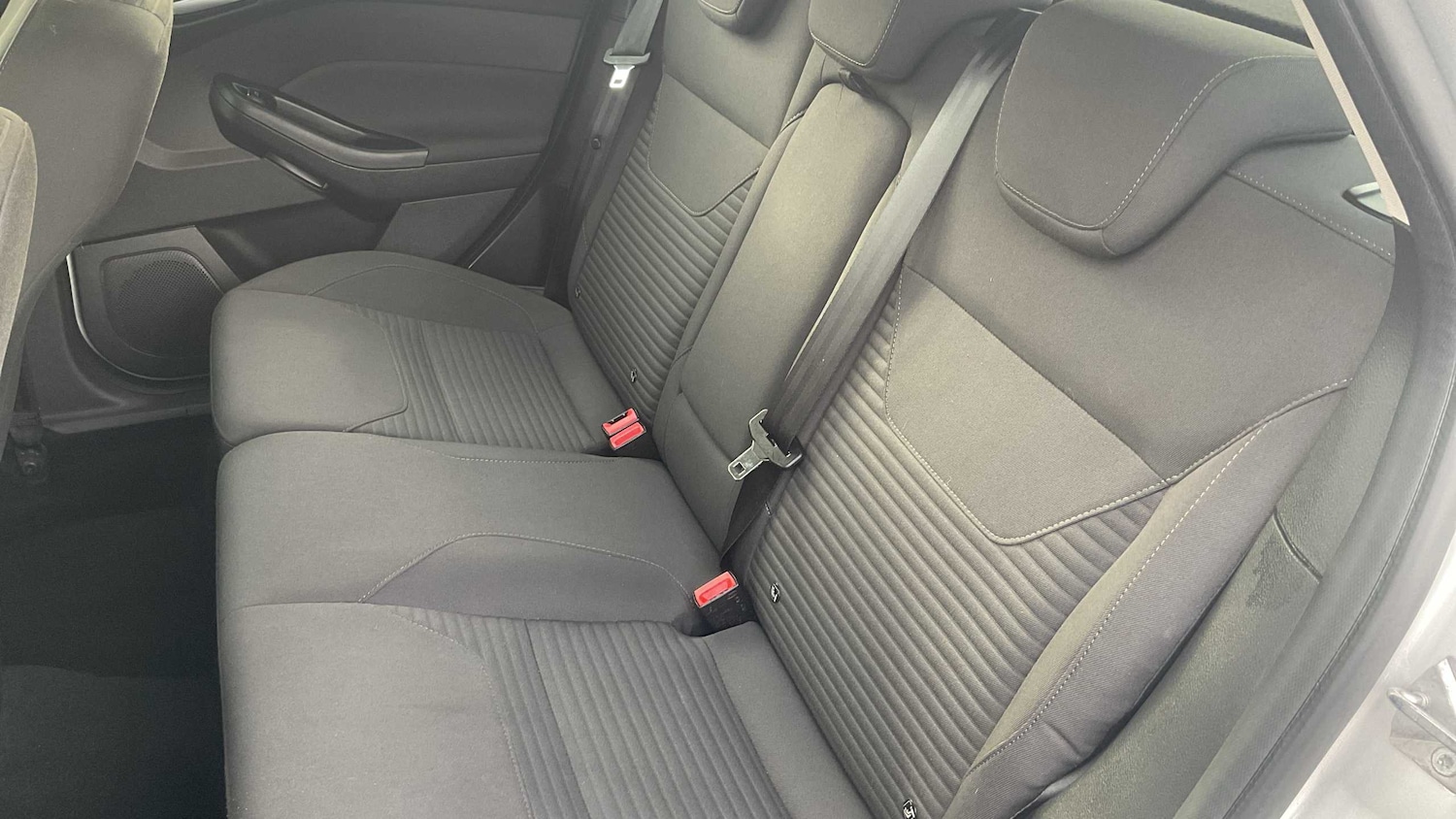 Used Ford Focus 2017 for sale - 76045255: Photo 9