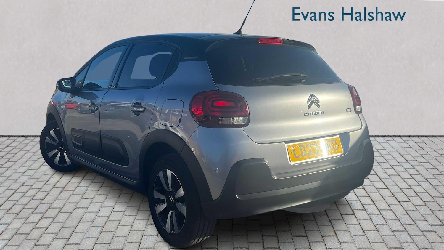 Used Citroen C3 2023 for sale - 76624678: Photo 3