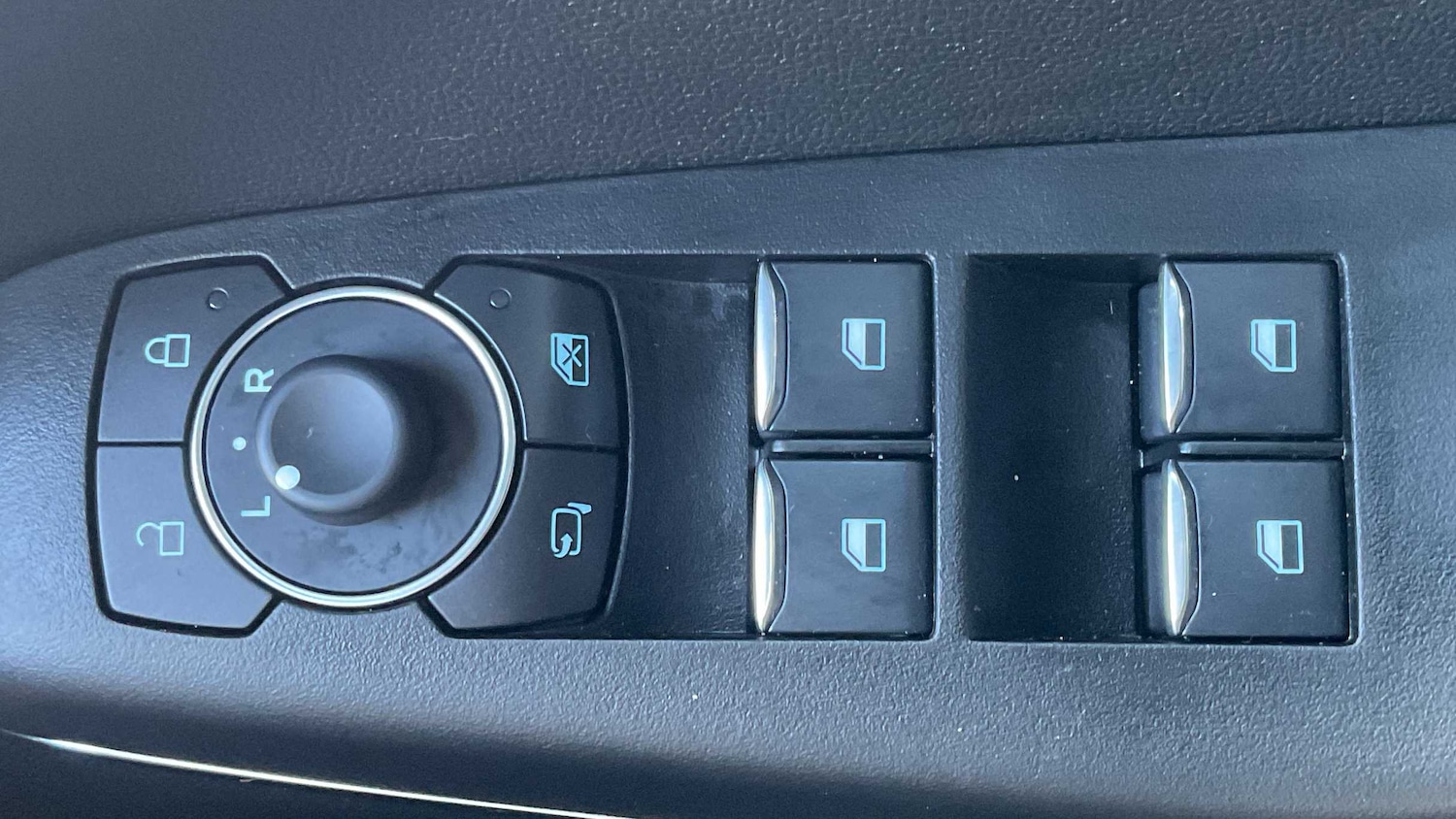 Used Ford Puma 2023 for sale - 76746075: Photo 31