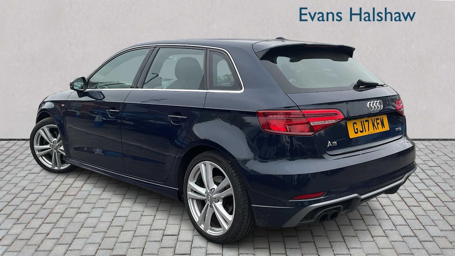 Used Audi A3 2017 for sale - 76329172: Photo 2