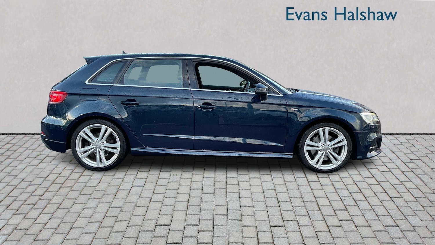 Used Audi A3 2017 for sale - 76329172: Photo 9