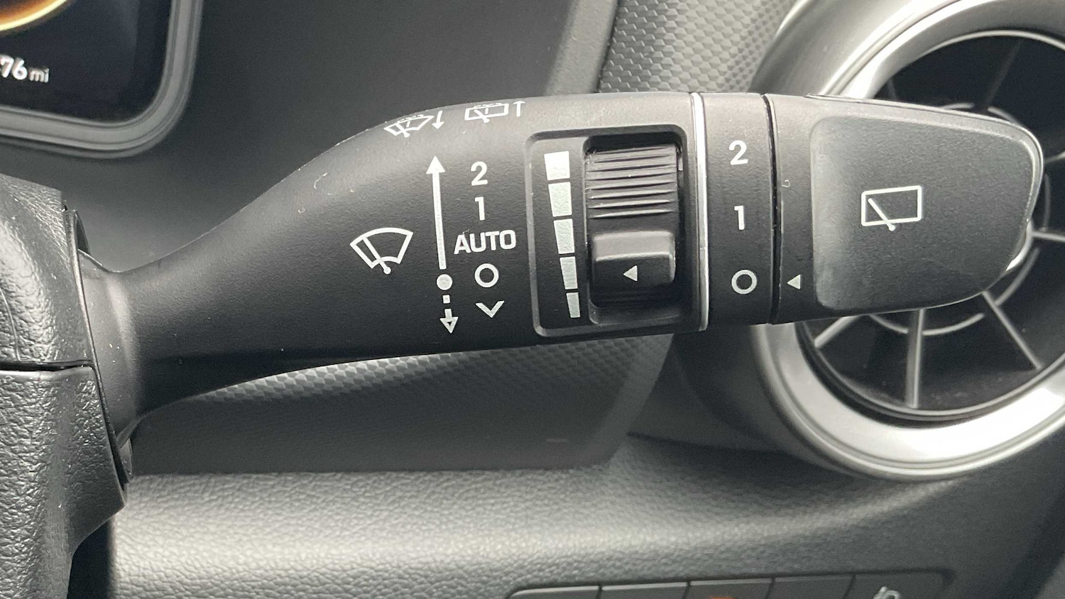 Used Hyundai KONA 2021 for sale - 76540889: Photo 28