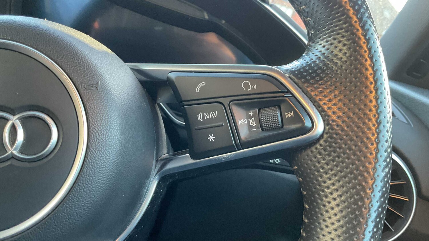 Used Audi TT 2017 for sale - 76141668: Photo 18