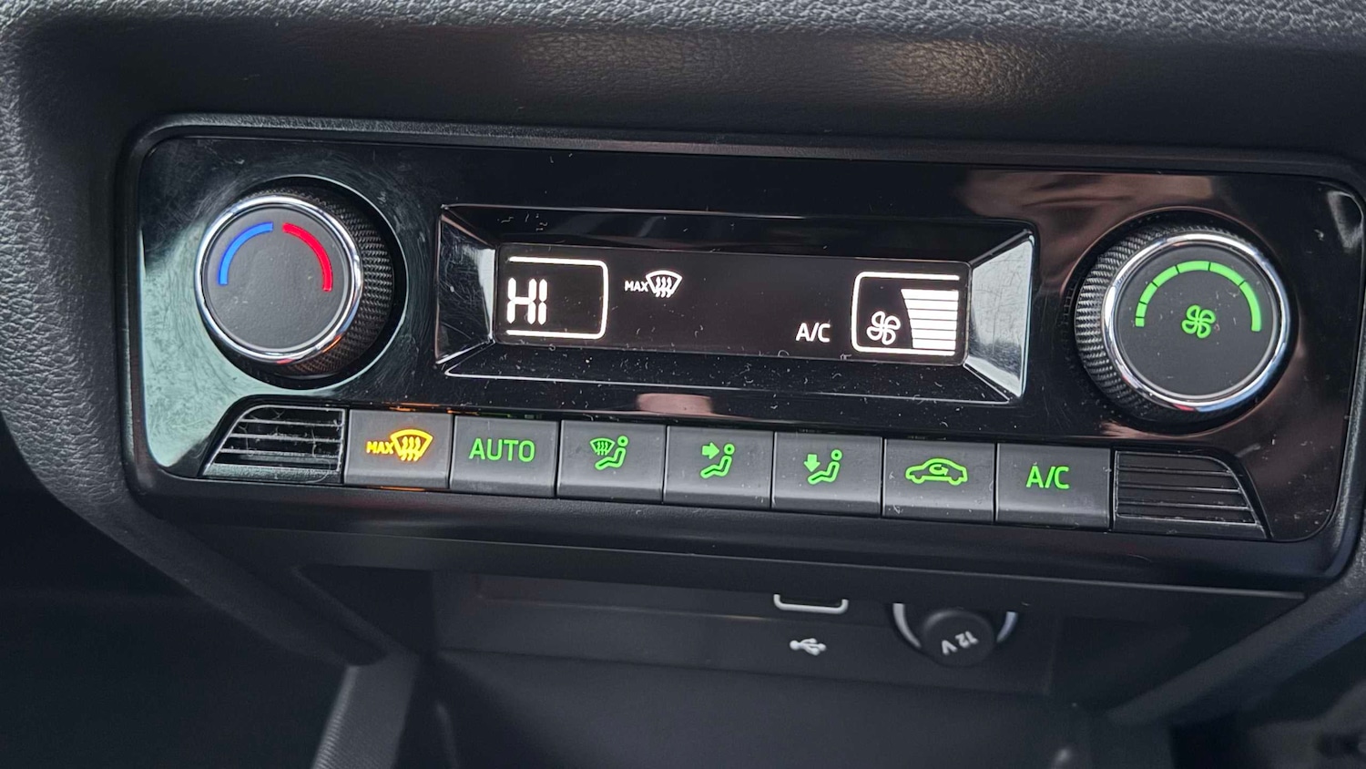 Used Skoda Fabia 2018 for sale - 77123365: Photo 25