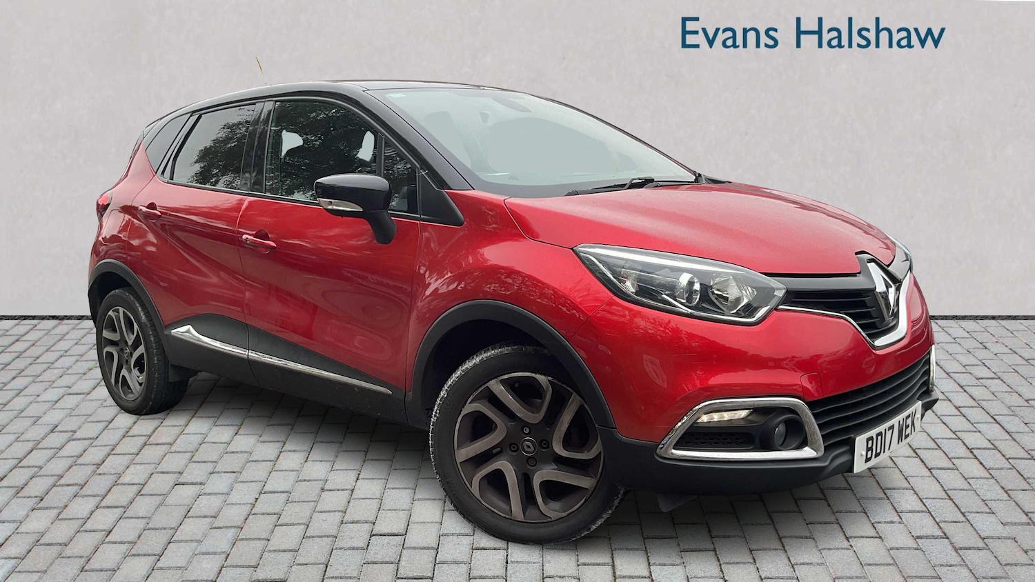 Used Renault Captur 2017 for sale - 76298403: Photo 1