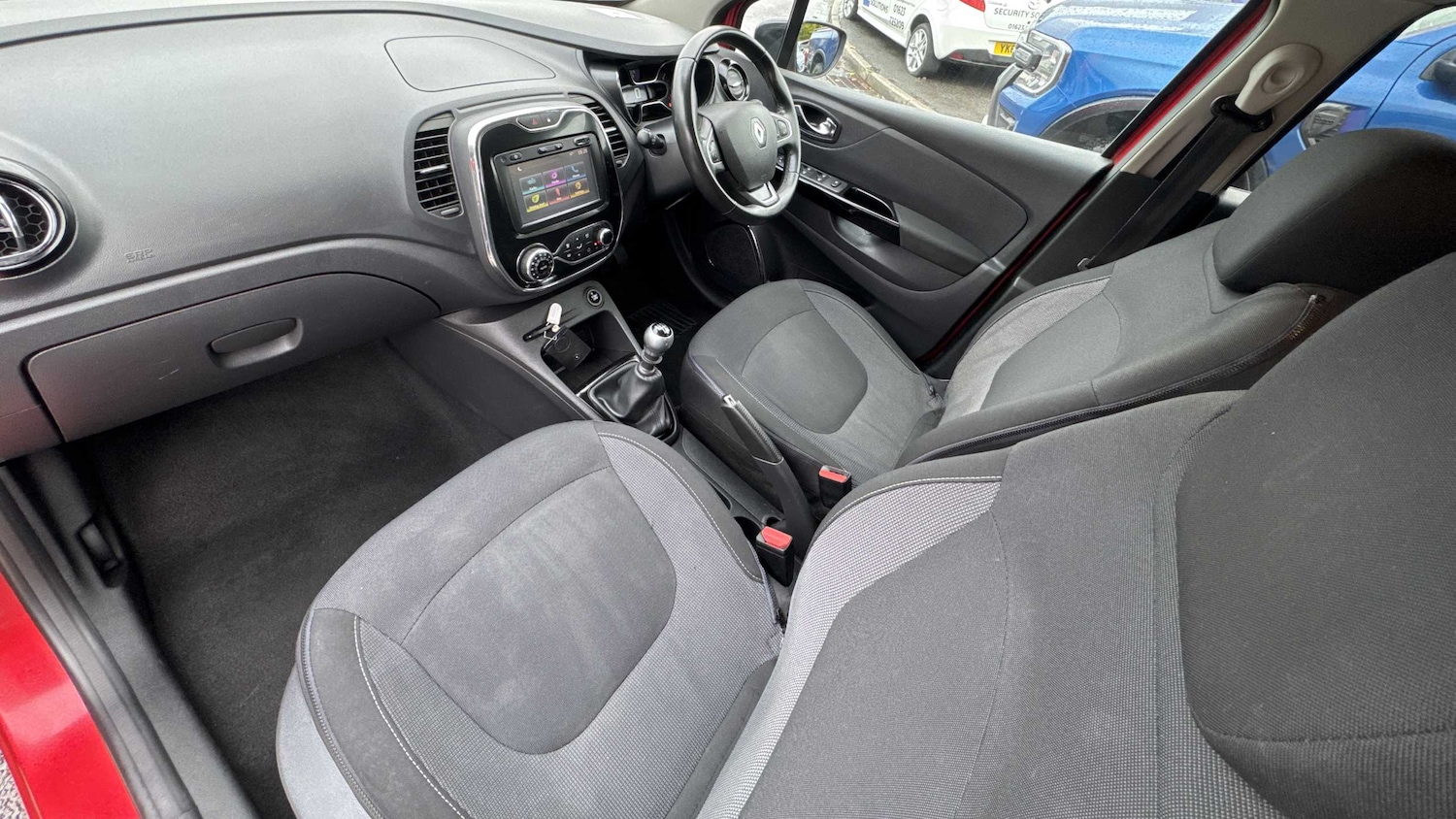 Used Renault Captur 2017 for sale - 76298403: Photo 10