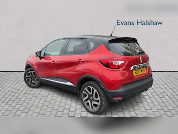 Used Renault Captur 2017 for sale - 76298403: Photo 2