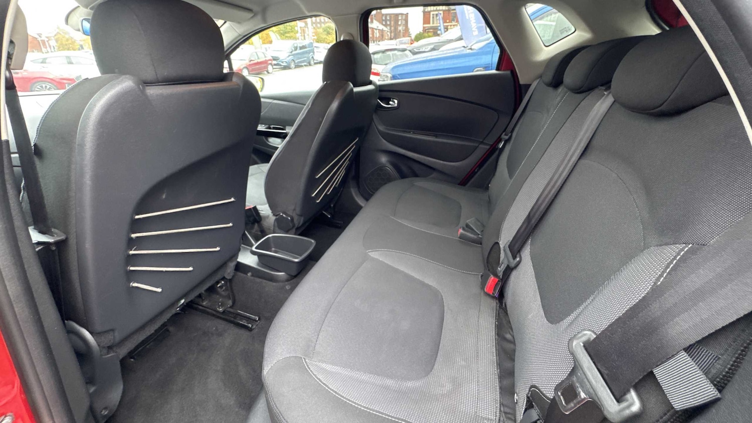 Used Renault Captur 2017 for sale - 76298403: Photo 8