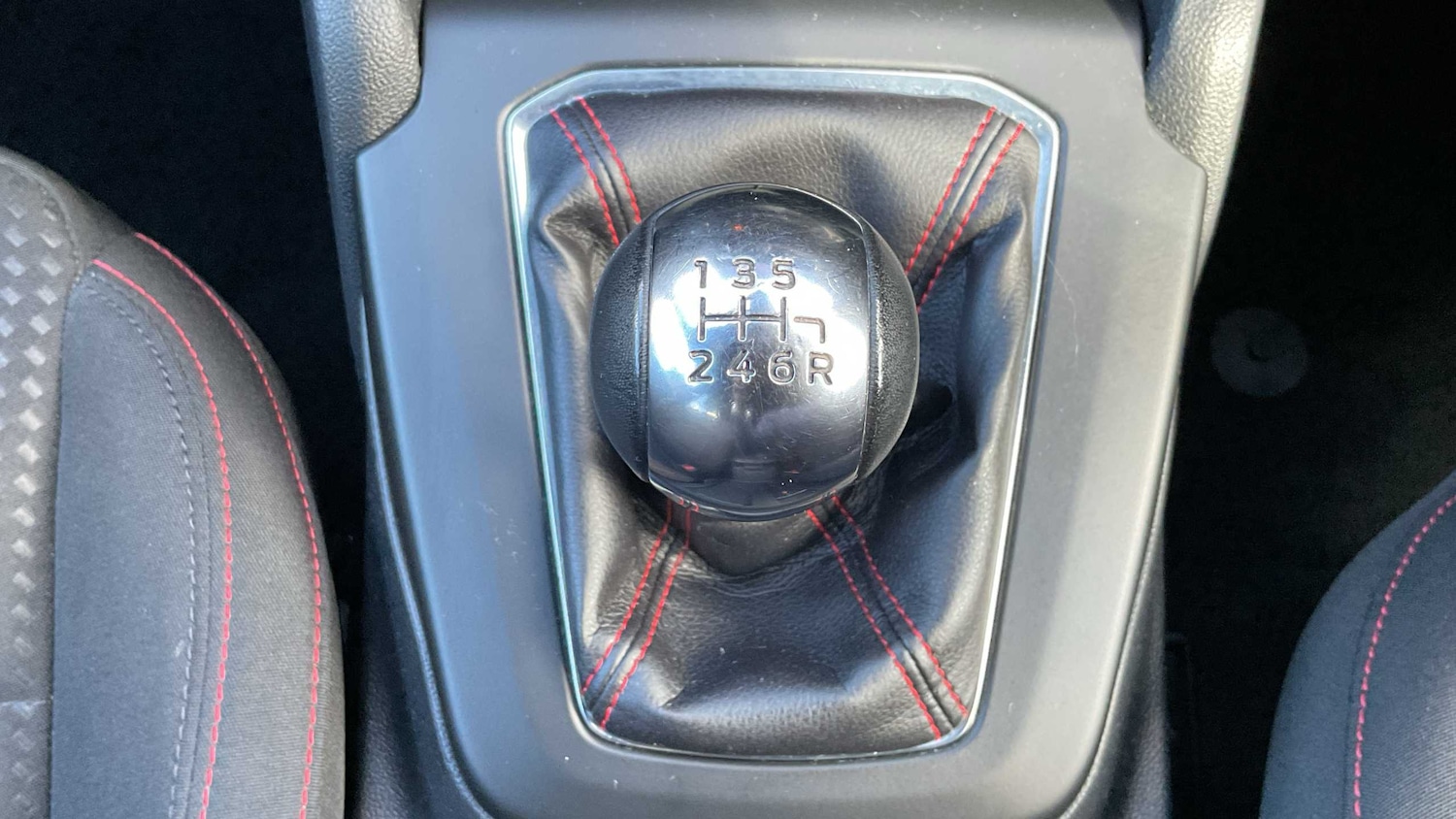 Used Ford Focus 2023 for sale - 75944430: Photo 29