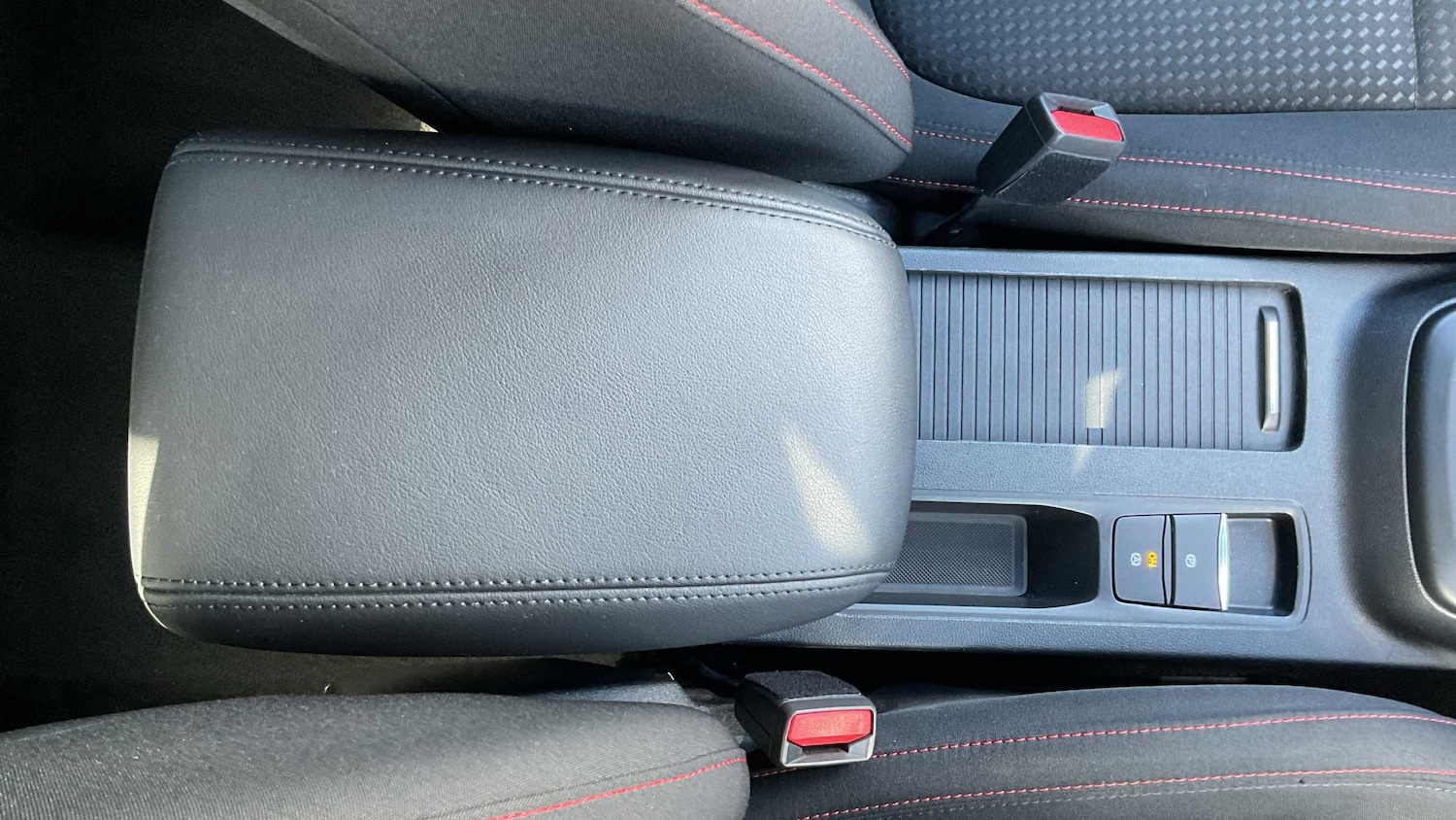 Used Ford Focus 2023 for sale - 75944430: Photo 32