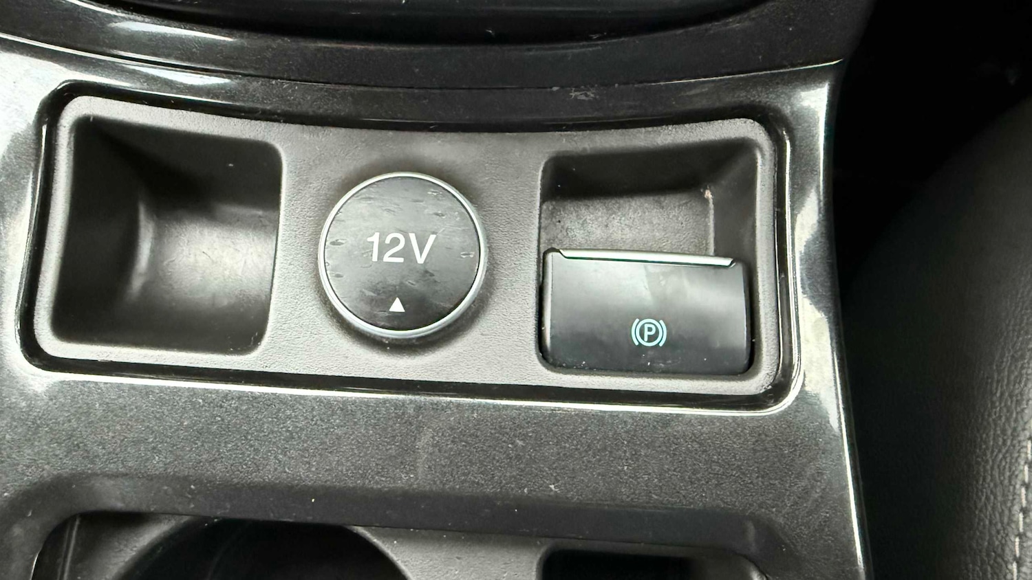 Used Ford Kuga 2017 for sale - 77565762: Photo 21