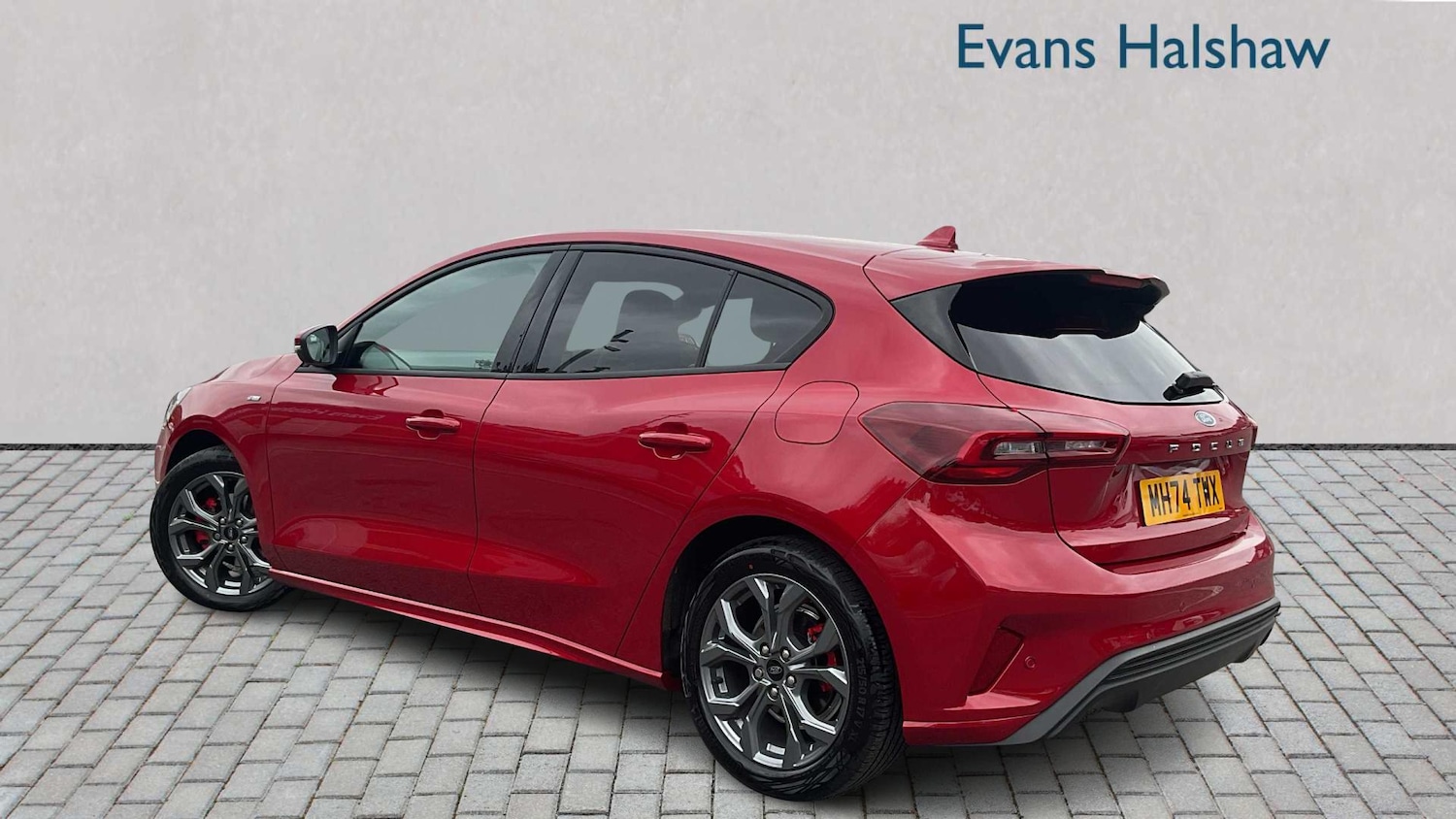 Used Ford Focus 2025 for sale - 76373772: Photo 2