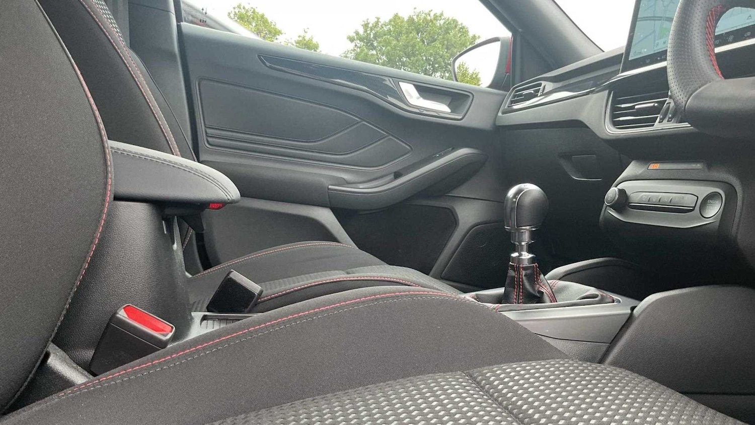 Used Ford Focus 2025 for sale - 76373772: Photo 33