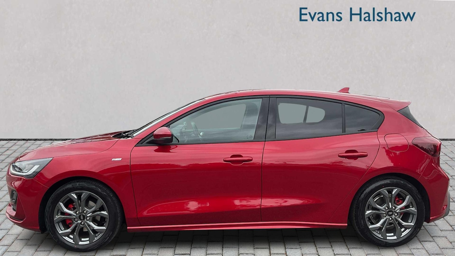 Used Ford Focus 2025 for sale - 76373772: Photo 4