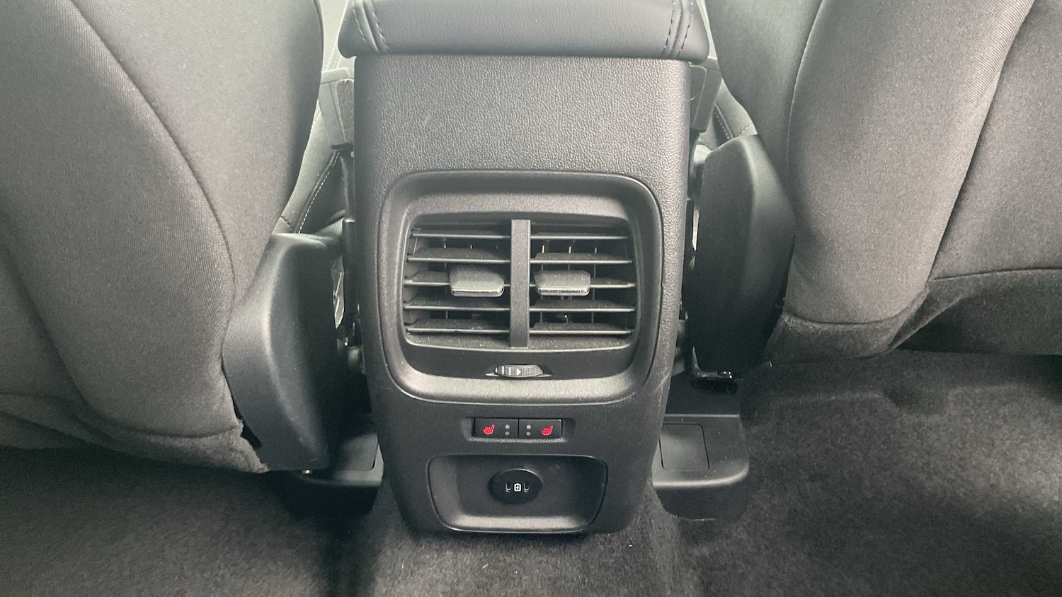 Used Ford Kuga 2024 for sale - 76460475: Photo 16