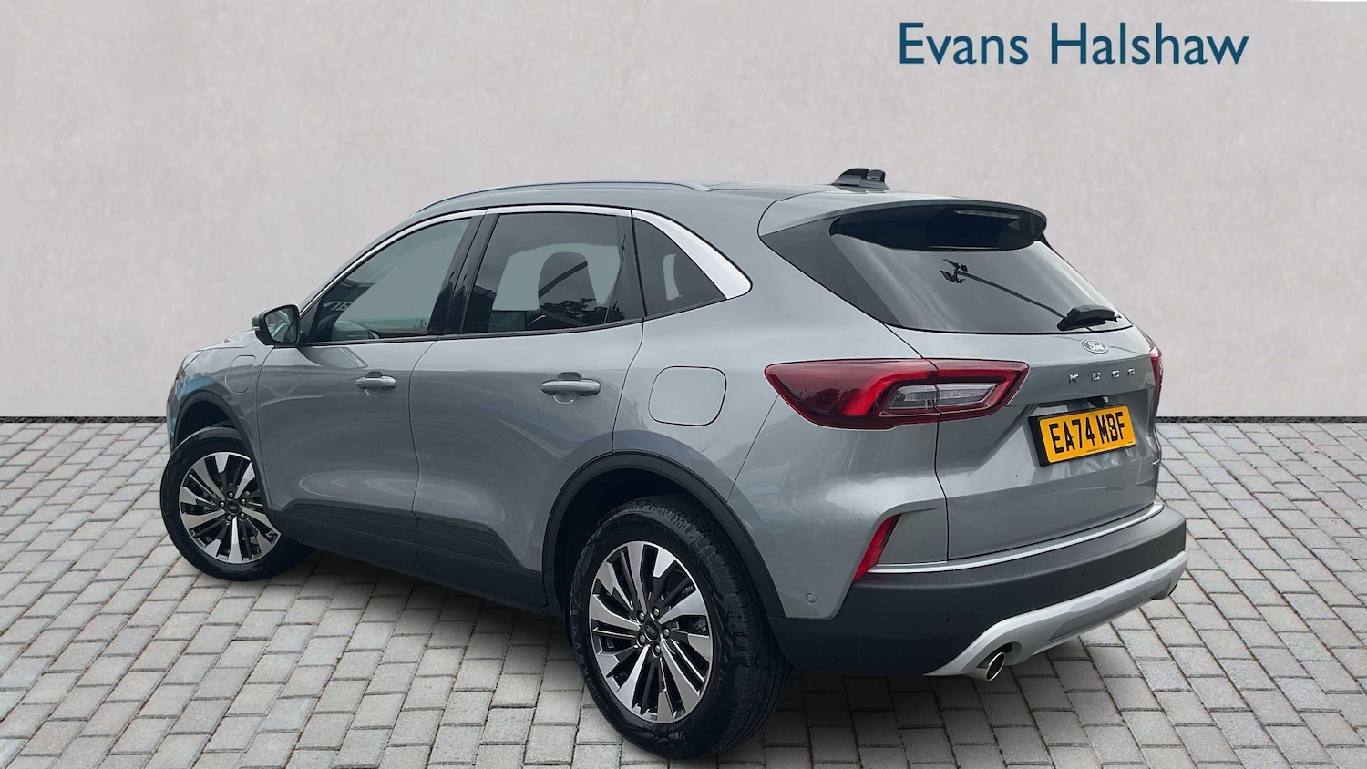 Used Ford Kuga 2024 for sale - 76460475: Photo 2