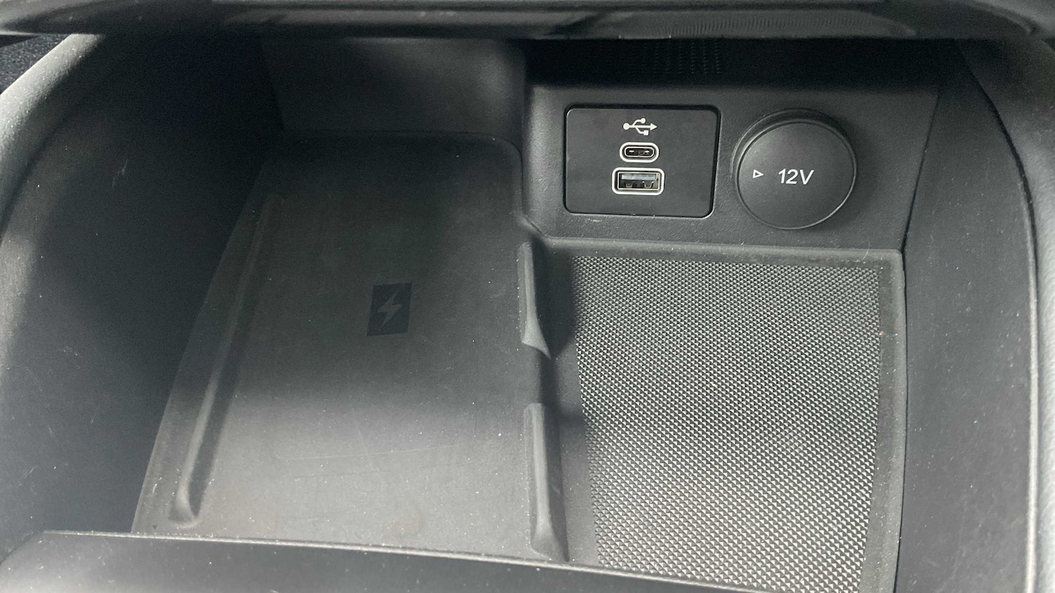 Used Ford Kuga 2024 for sale - 76460475: Photo 30