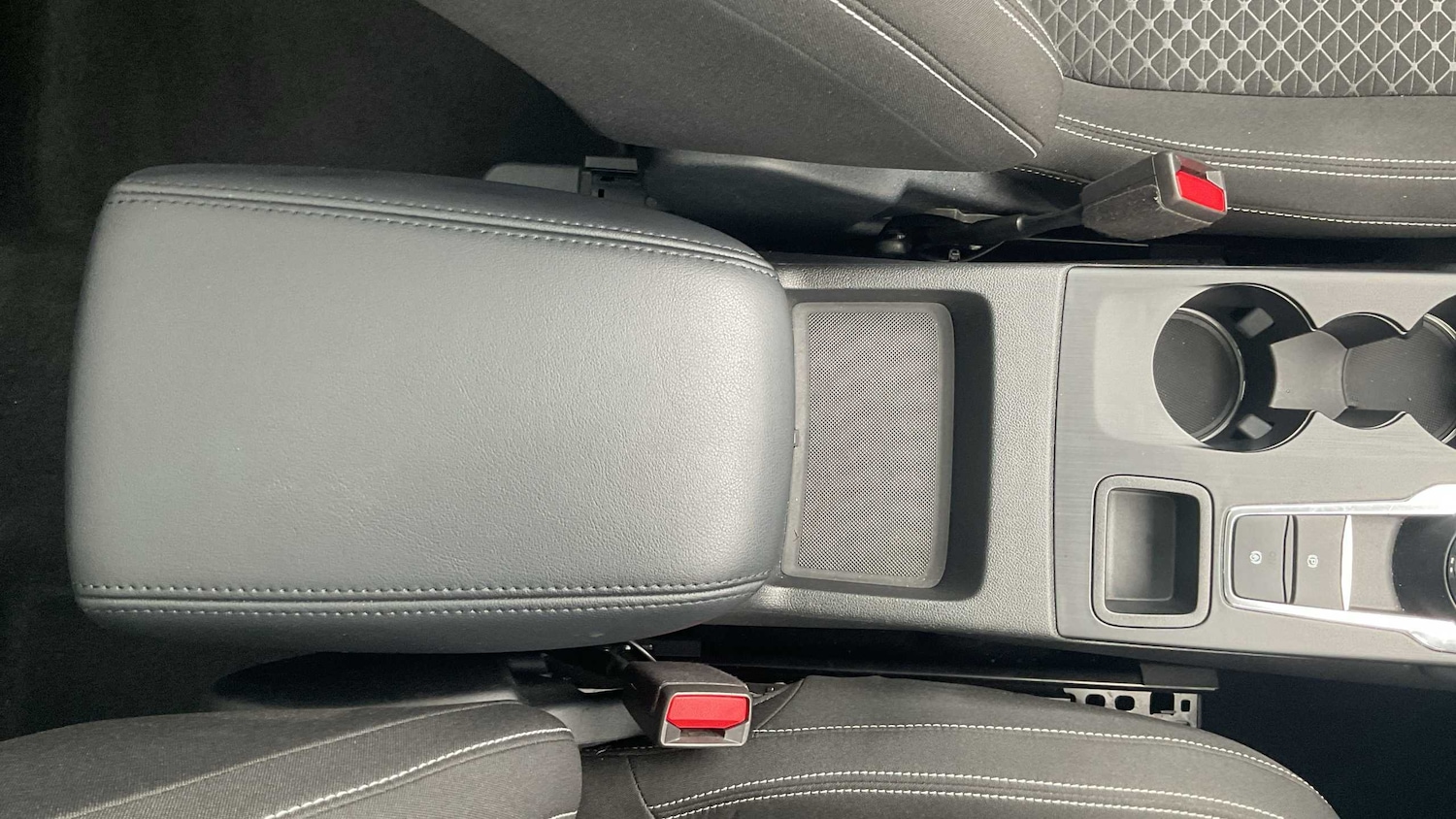 Used Ford Kuga 2024 for sale - 76460475: Photo 33