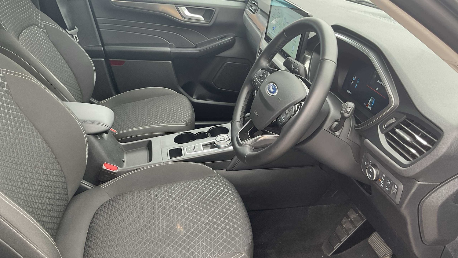 Used Ford Kuga 2024 for sale - 76460475: Photo 7