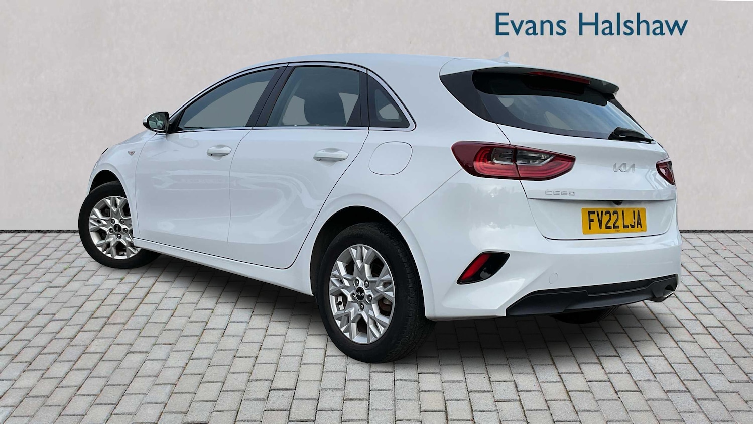 Used Kia Ceed 2022 for sale - 76373746: Photo 2