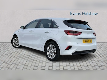 Used Kia Ceed 2022 for sale - 76373746: Photo