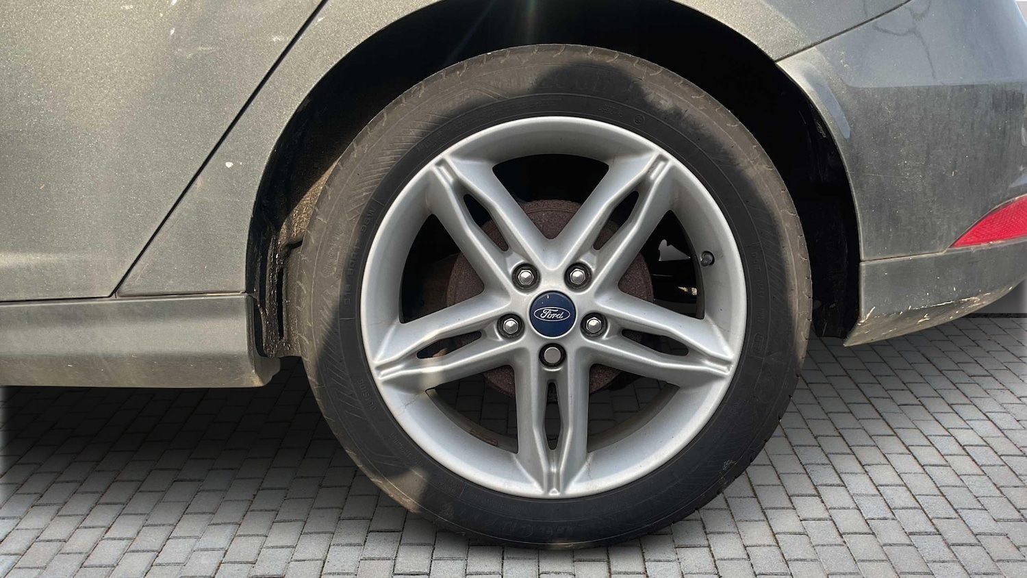 Used Ford Focus 2016 for sale - 77316436: Photo 8