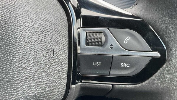 Used Peugeot 2008 2024 for sale - 75812422: Photo 25