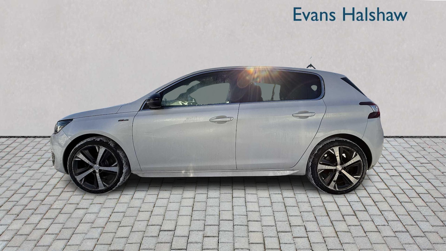 Used Peugeot 308 2016 for sale - 77112404: Photo 3
