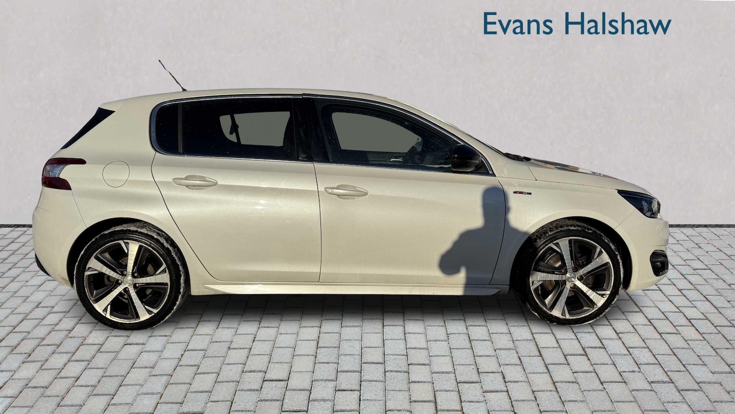 Used Peugeot 308 2016 for sale - 77112404: Photo 5