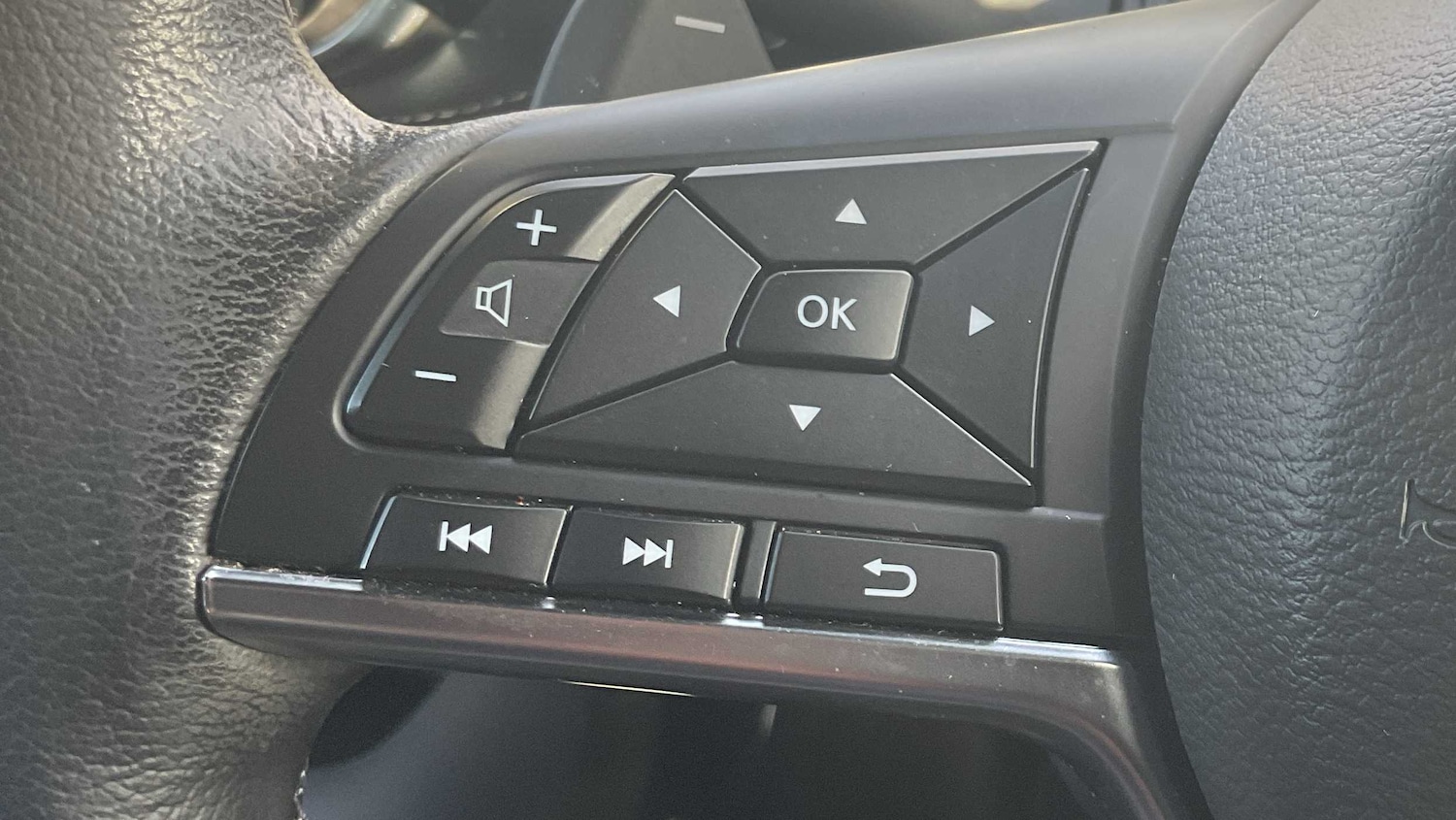 Used Nissan Juke 2021 for sale - 76088119: Photo 27