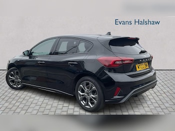 Used Ford Focus 2022 for sale - 76298423: Photo