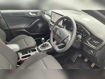 Used Ford Focus 2022 for sale - 76298423: Photo