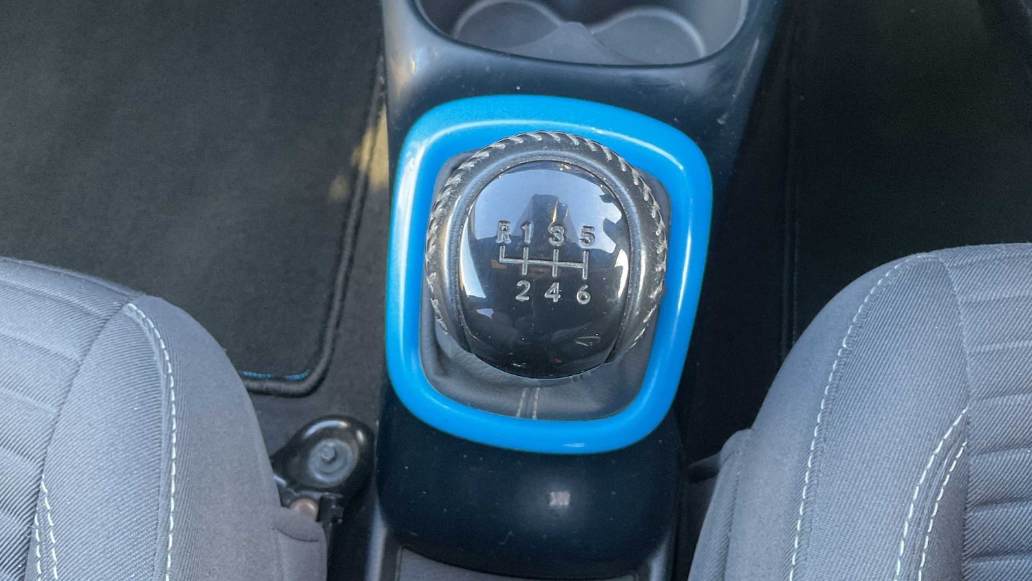 Used Toyota Yaris 2018 for sale - 76501830: Photo 15