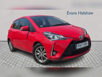 Used Toyota Yaris 2017 for sale - 79204699: Photo