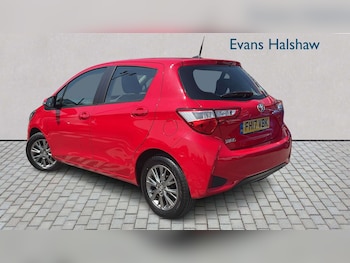 Used Toyota Yaris 2017 for sale - 79204699: Photo